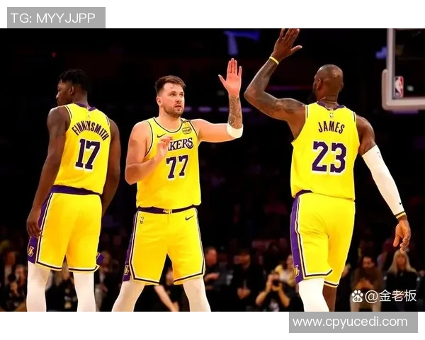 雷迪克点出：湖人胜仗展现实力，阵容轮换无碍争胜